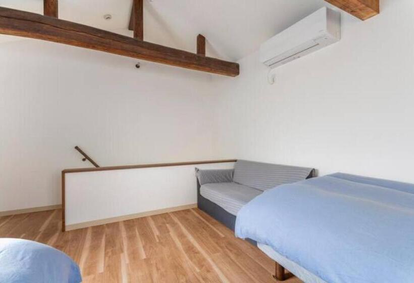 Standart Oda, Hostel Ayame