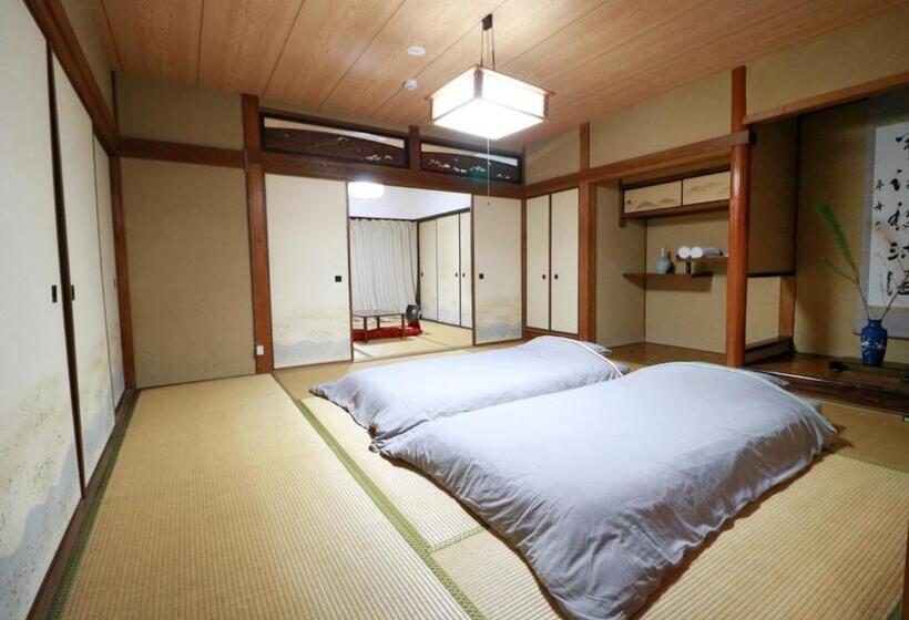 Zemin Kat Standart Oda, Hostel Ayame