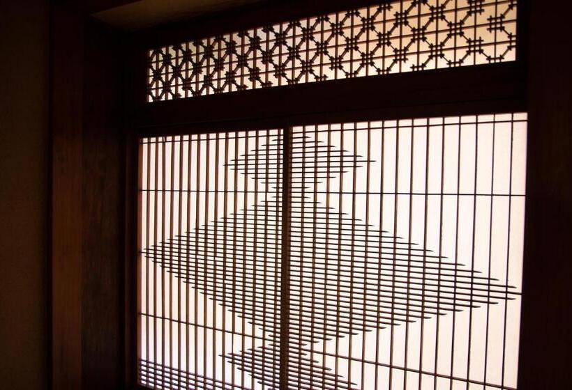 Zemin Kat Standart Oda, Hostel Ayame