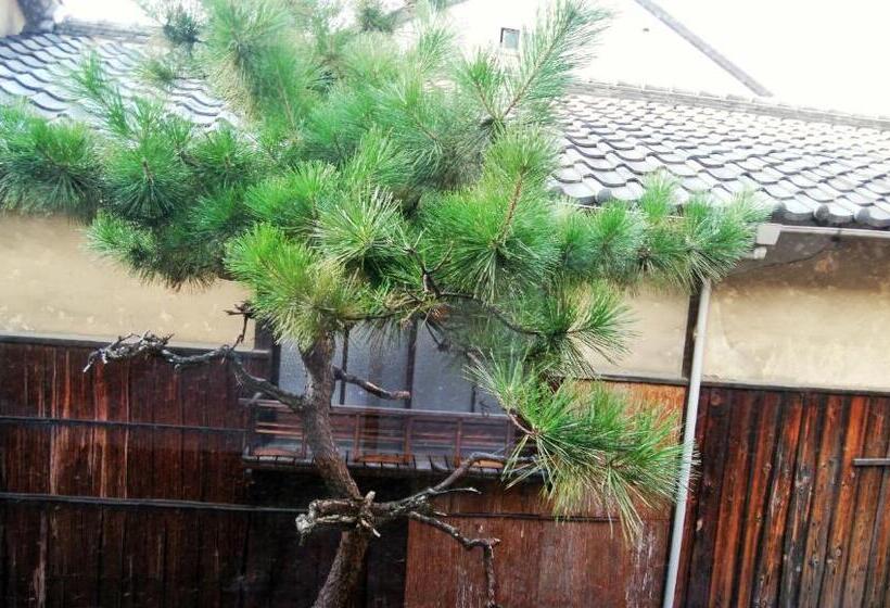 Bahçe Manzaralı Standart Oda, Hostel Ayame