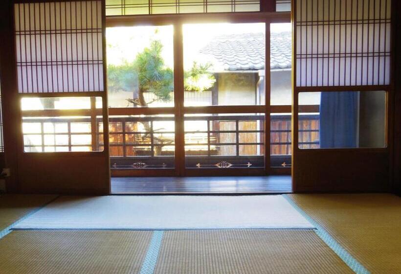 Bahçe Manzaralı Standart Oda, Hostel Ayame