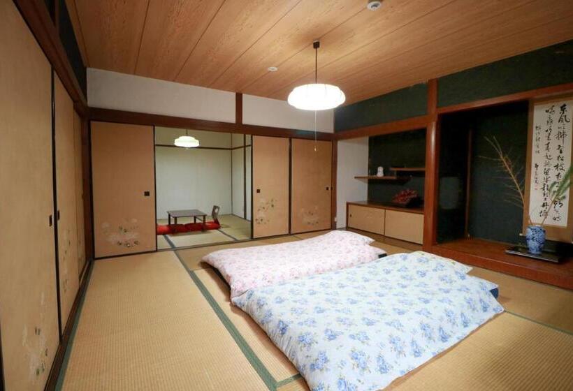 Bahçe Manzaralı Standart Oda, Hostel Ayame