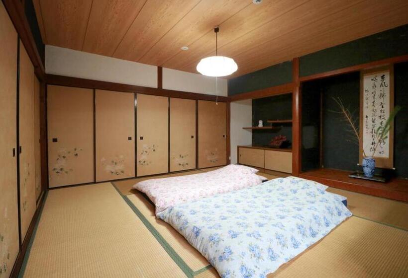 Bahçe Manzaralı Standart Oda, Hostel Ayame