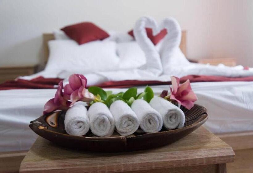 اتاق لوکس با بالکن, Sabba Summer Suite , Fodhdhoo