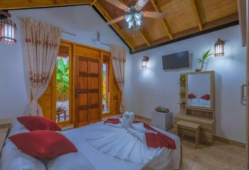 اتاق استاندارد با چشم‌انداز باغ, Sabba Summer Suite , Fodhdhoo