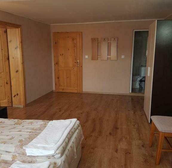 침실 2개 아파트, Yana Guest House