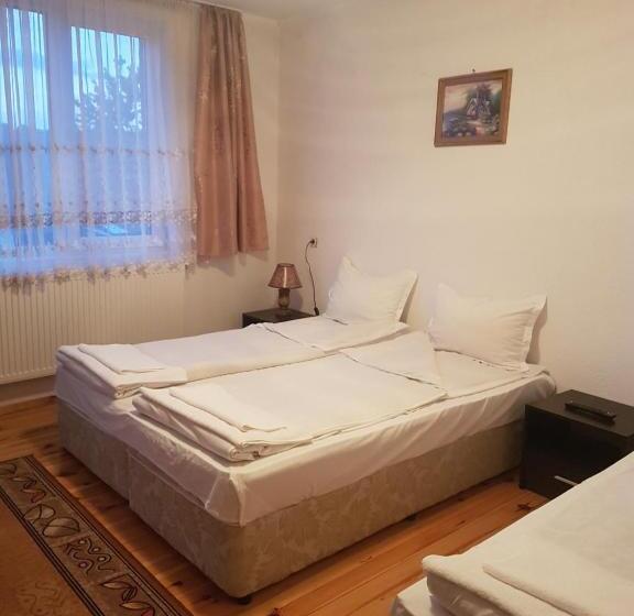 스탠다드 트리플 룸, Yana Guest House