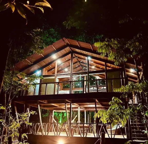 デラックスの４人部屋, Cirandeira Amazon World Ecoresort