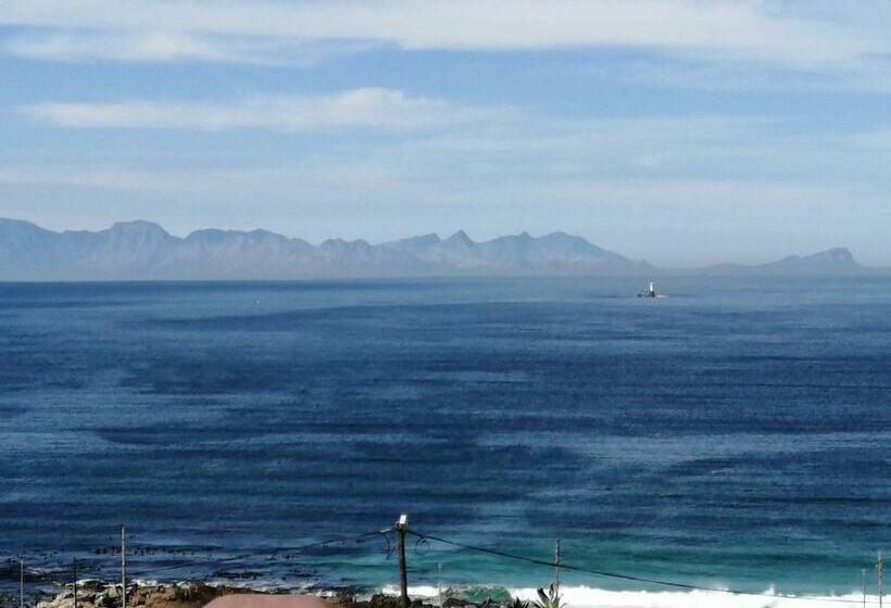 غرفة ديلوكس مطلّة علي البحر, De La Hilcremat