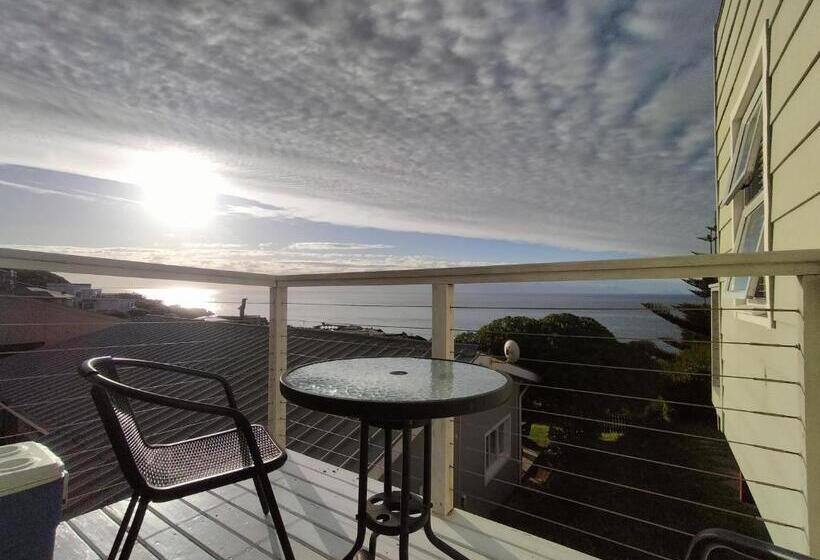 إستوديو ديلوكس, De La Hilcremat