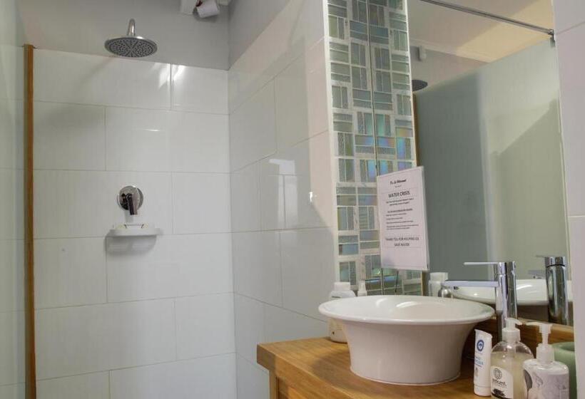 إستوديو ديلوكس, De La Hilcremat