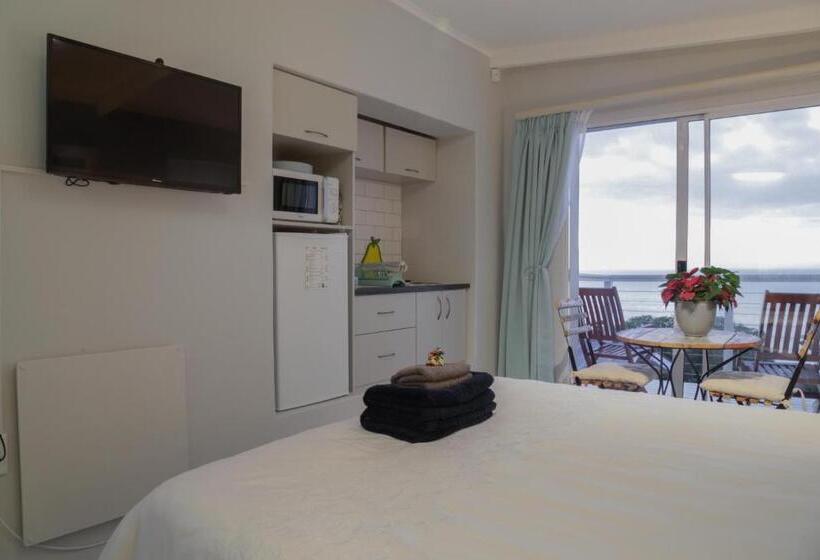 إستوديو ديلوكس, De La Hilcremat