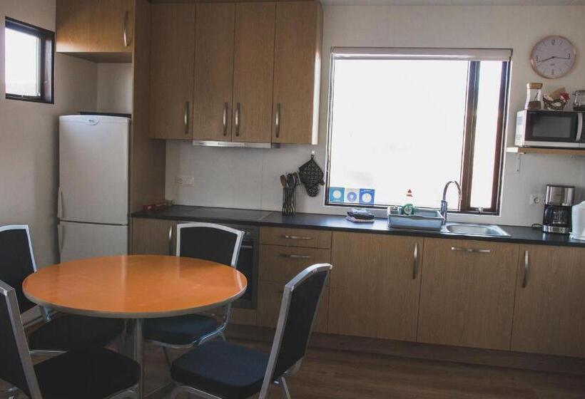 خانه 4 خوابه, Ormurinn Guesthouse