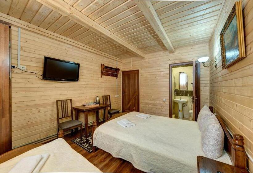 Quarto Triplo Standart, Palaga Bukovel