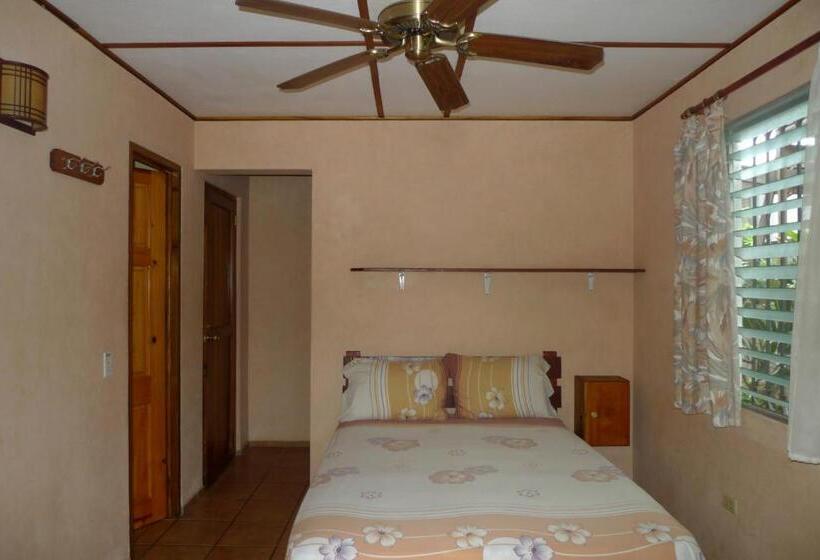 اتاق اکونومی, Hostal Hansi