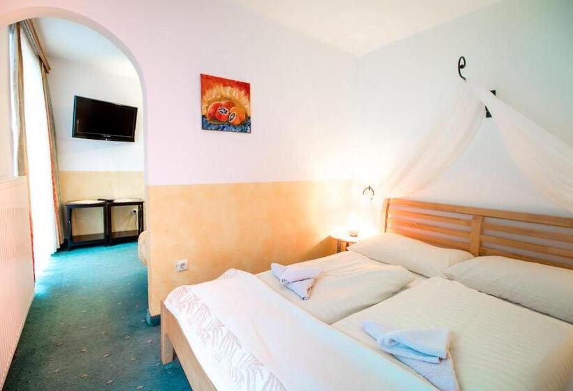 חדר משפחתי, Gasthof Zum Hammer