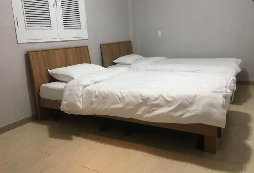 スタンダードルーム, Daegu 동성로 Gyeong`s Hostel