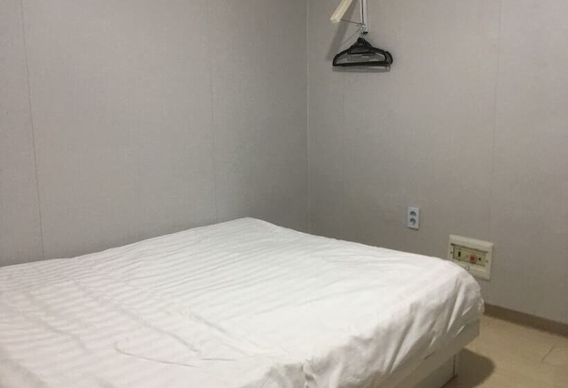 חדר סטנדרט, Daegu 동성로 Gyeong`s Hostel