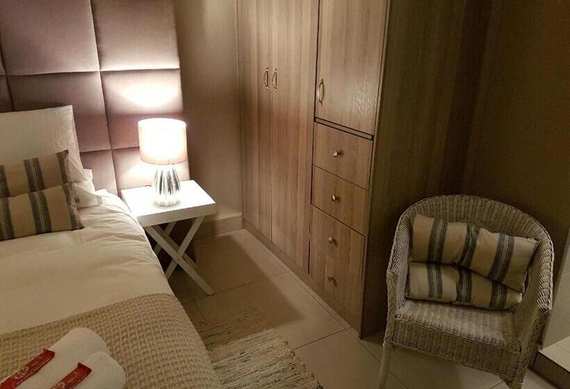 غرفة قياسية مطلّة علي الحديقة, Guest House Frame Ace