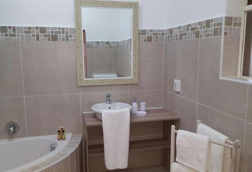 Номер Стандарт Вид на Сад, Guest House Frame Ace