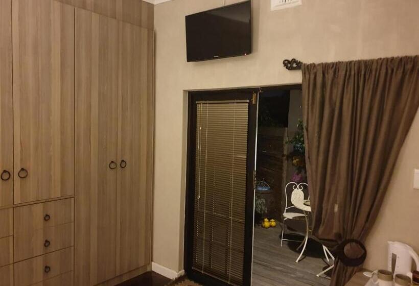 غرفة قياسية مطلّة علي الحديقة, Guest House Frame Ace