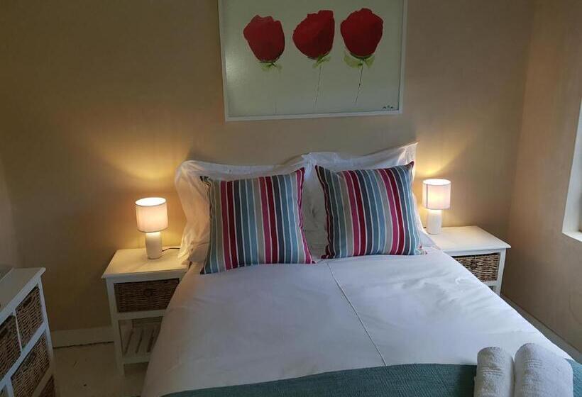 غرفة فردية  مطلة على الحديقة, Guest House Frame Ace