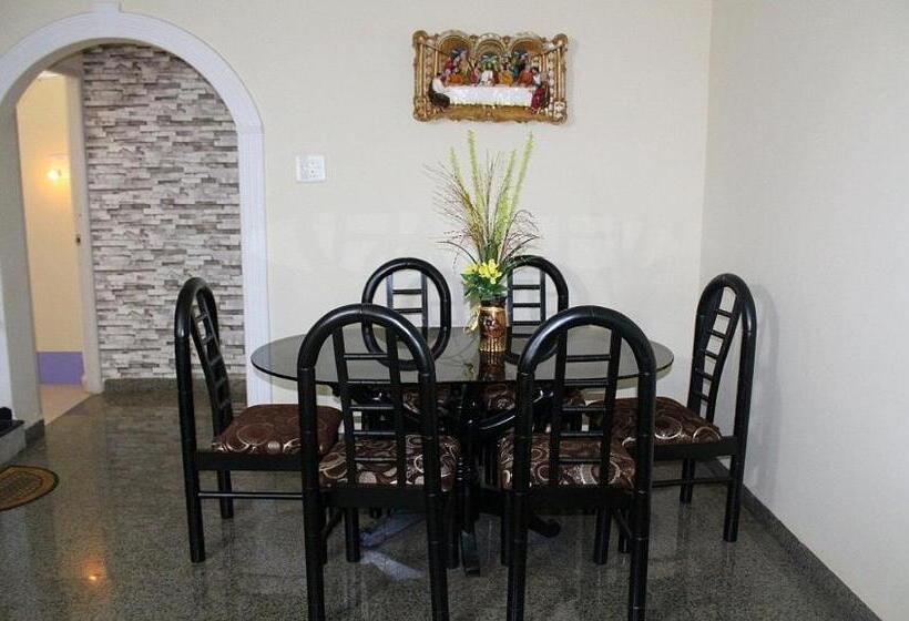 디럭스 룸, Rosvilla Guest House