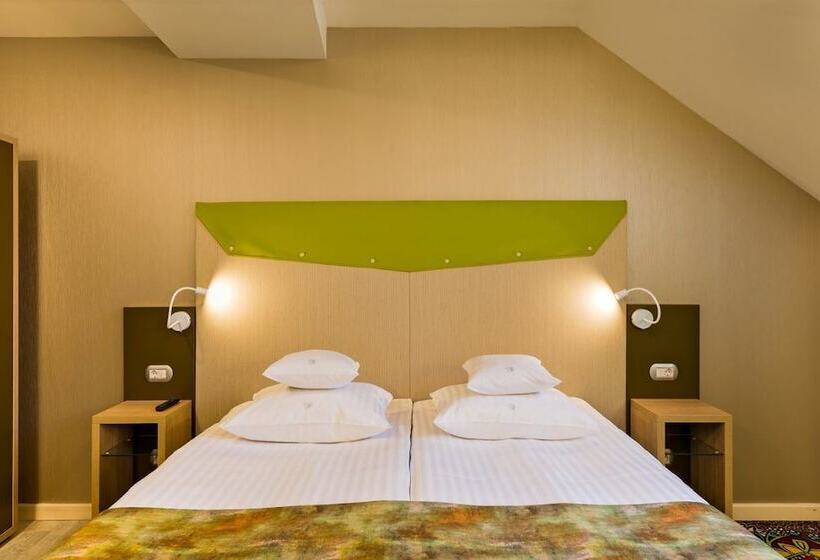 スタンダードスタジオ, Blumenhaus Sibiu