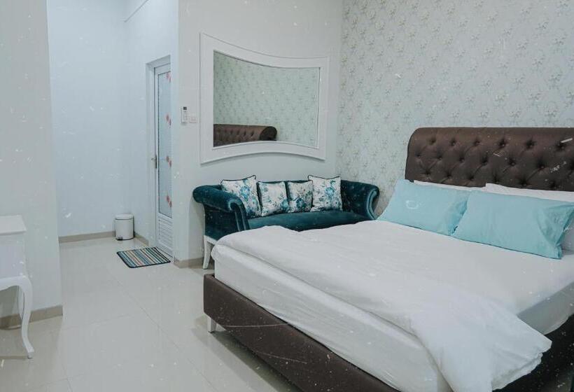 غرفة ديلوكس, Griya Suryo Wijilan