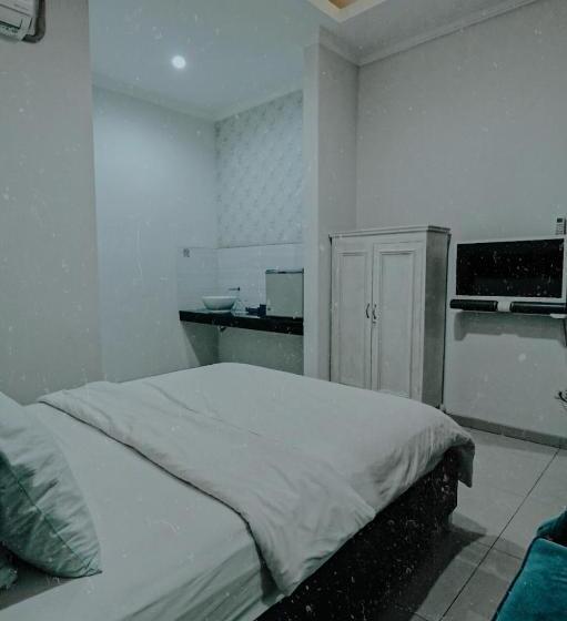 غرفة ديلوكس, Griya Suryo Wijilan