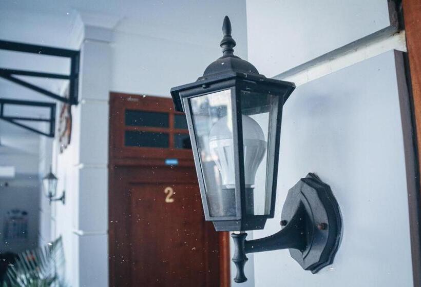 غرفة ديلوكس, Griya Suryo Wijilan