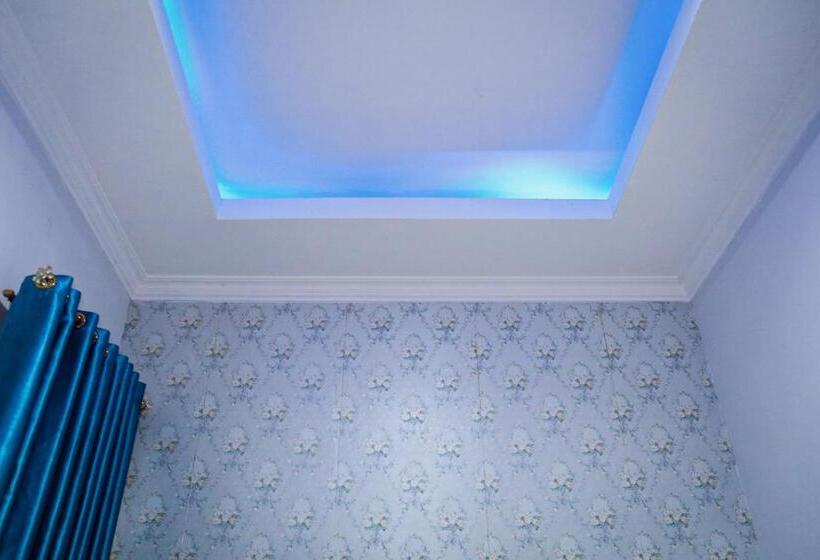 غرفة قياسية مزوَّدة بتراس, Griya Suryo Wijilan