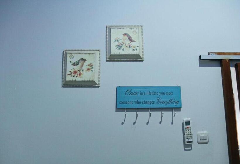 غرفة قياسية مزوَّدة بتراس, Griya Suryo Wijilan