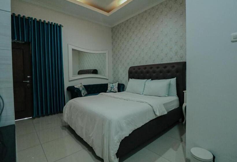 غرفة ديلوكس, Griya Suryo Wijilan