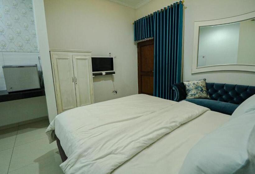 غرفة ديلوكس, Griya Suryo Wijilan