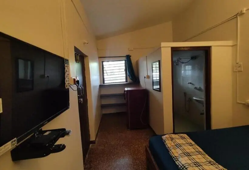 スタンダードルーム, Hill View Guest House