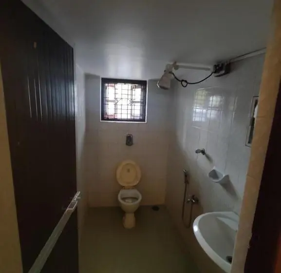 エコノミートリプルルーム, Hill View Guest House