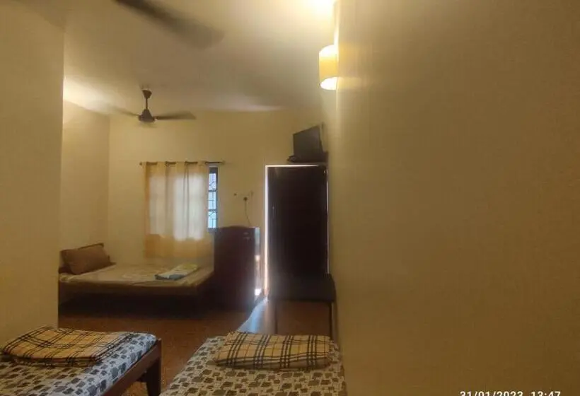 エコノミートリプルルーム, Hill View Guest House