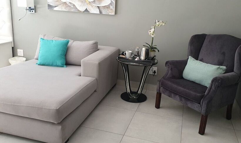 스위트 킹사이즈 침대, 2 On Lismore Guesthouse