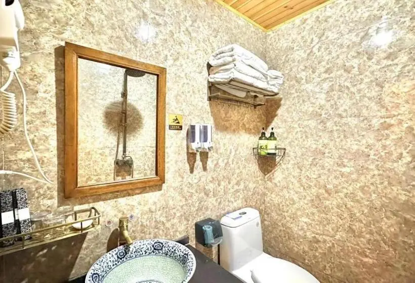 デラックススイート, Pingyao Hu Lu Wa Home Inn