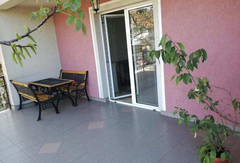 آپارتمان 1 خوابه با بالکن, Maslina Rooms