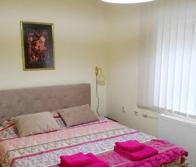 آپارتمان 1 خوابه با بالکن, Maslina Rooms