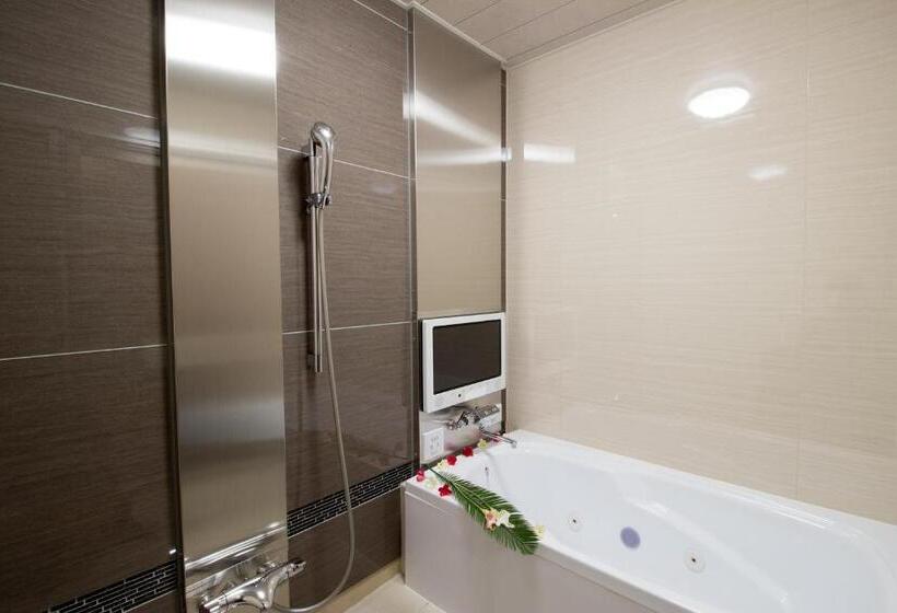 キングサイズベッドのデラックスルーム, ホテル アンジュエトワール 堺   Adult Only