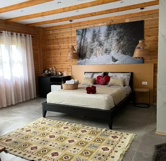 سوییت لوکس, Guesthouse Villa Gurra