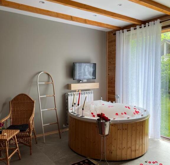 Люкс Повышенной Комфортности, Guesthouse Villa Gurra