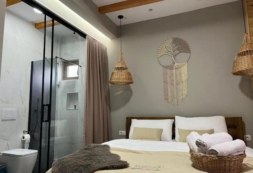 اتاق لوکس, Guesthouse Villa Gurra