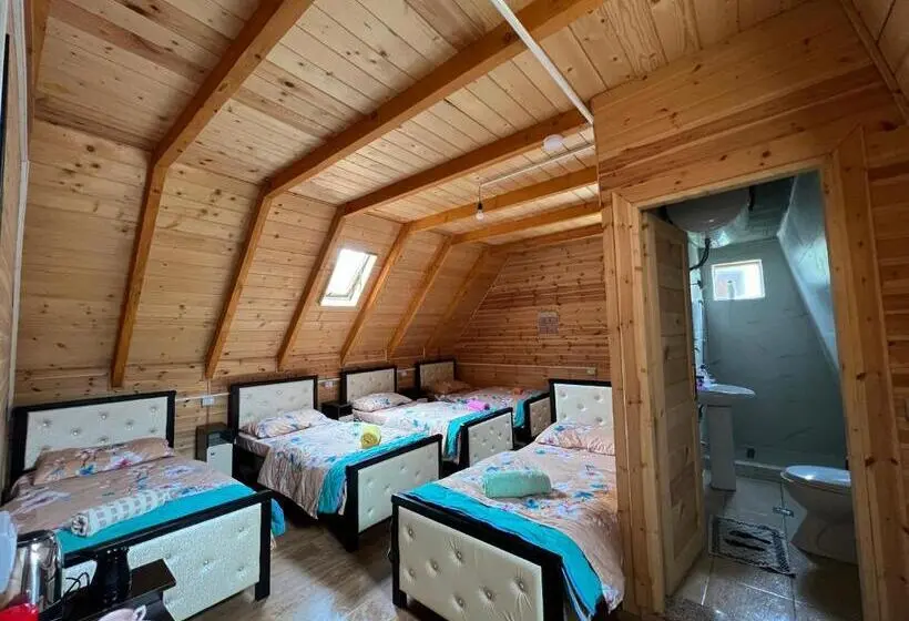 اتاق خانوادگی, Guesthouse Villa Gurra