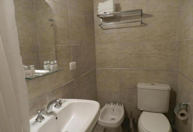 1 Bedroom Apartment Lake View, Apart Hotel La Giraldilla