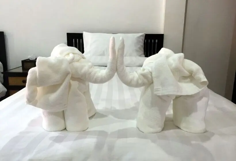 バルコニー付きスタンダードトリプルルーム, Summer Guesthouse & Hostel