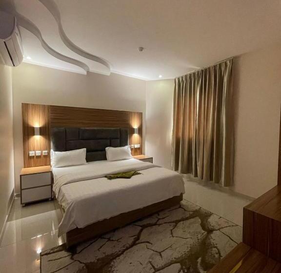 Апартаменты 2 Спальни, Orient House
